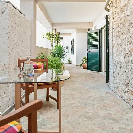 Apartment Kurika Anzotica Sibenik